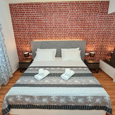 זאדאר Apartments Four Corners מראה חיצוני תמונה
